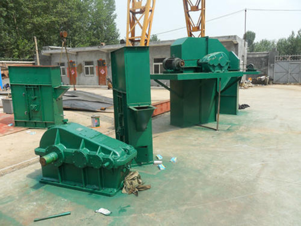 斗式提升機(jī)為什么需要安裝清料設(shè)備？